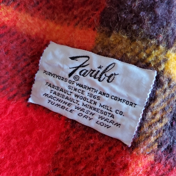 Faribo Faribault Woolen Tartan Fringed Throw - Picture 5 of 8